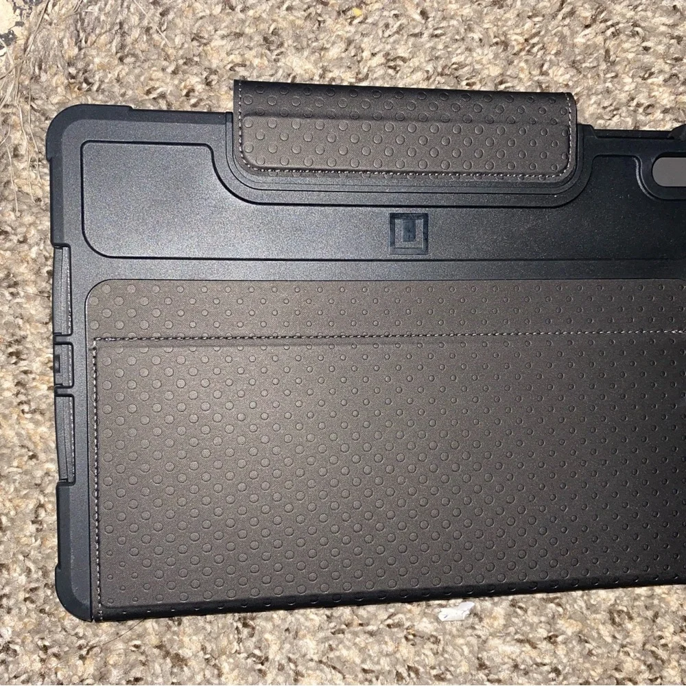 Black Tablet Case 10.9 inch